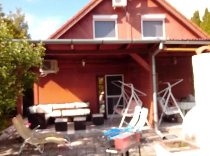 Siesta A Balatonon Case de vacanță
